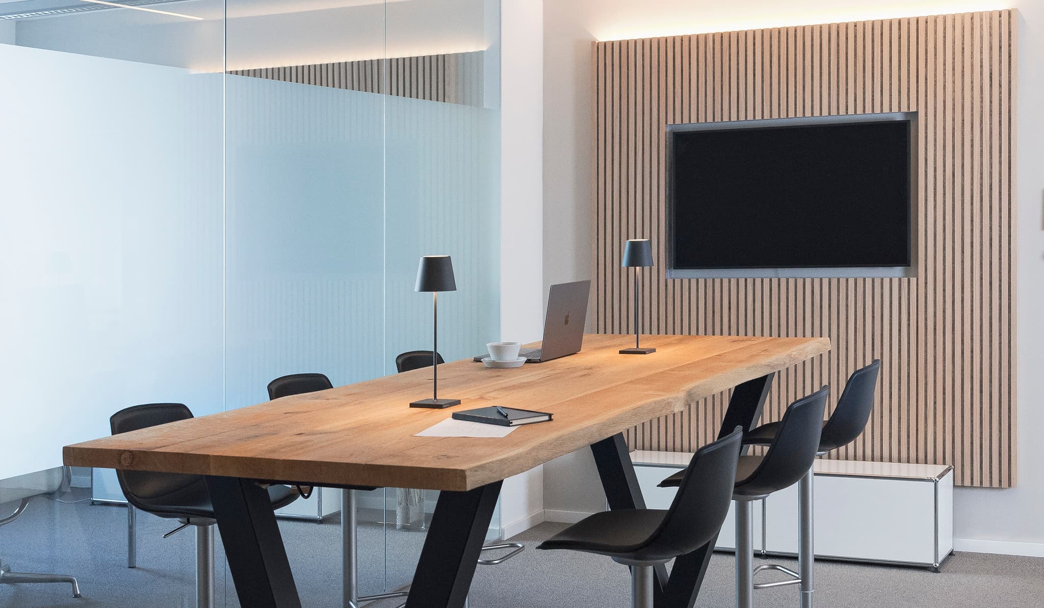 Munich's Premier Coworking Day Pass interior photo 5