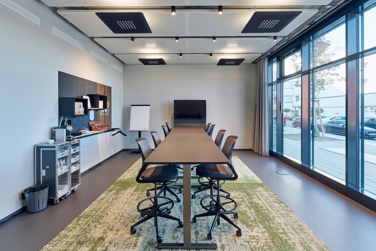 Flexible Day Pass with Rooftop Terrace in Gerlingen interior photo 1