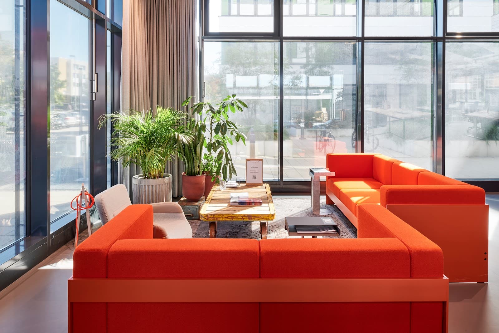 Flexible Day Pass with Rooftop Terrace in Gerlingen interior photo 3