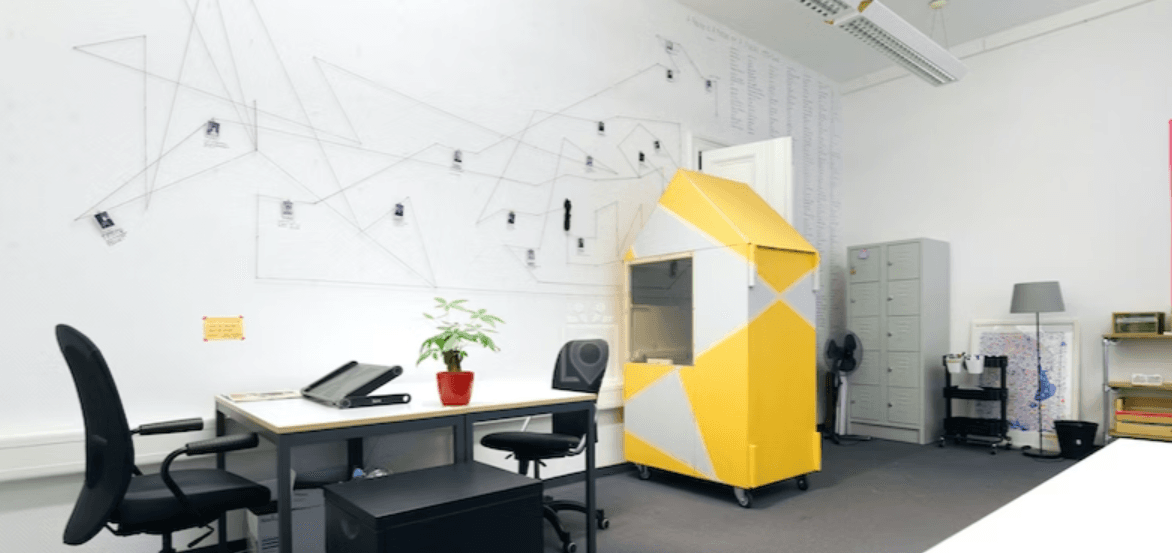 Enjoy coworking and childcare at the same time at juggleHUB interior photo 3
