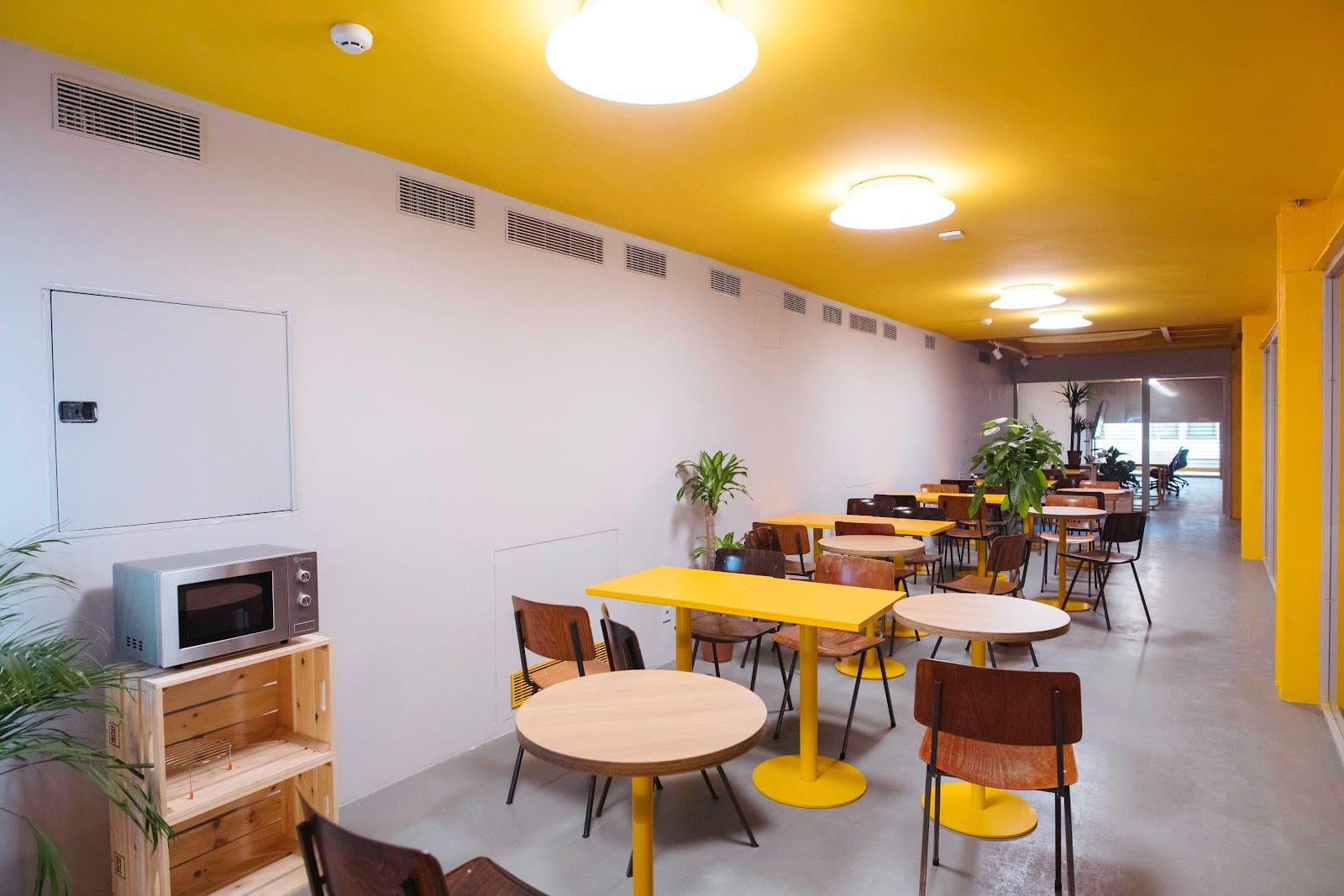 Flexible Day Pass Workspace at Impact Hub Prosperidad with Outdoor Areas interior photo 3