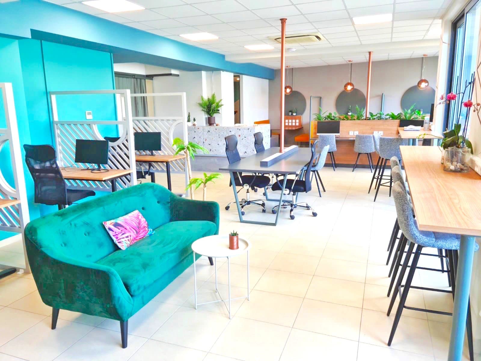 Workhub Chania Day Pass - Flexible Workspace with Networking & Premium Amenities interior photo 3