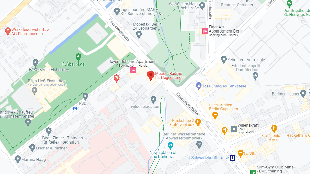 Focused Meeting Room at Berlin Mitte interior photo 2