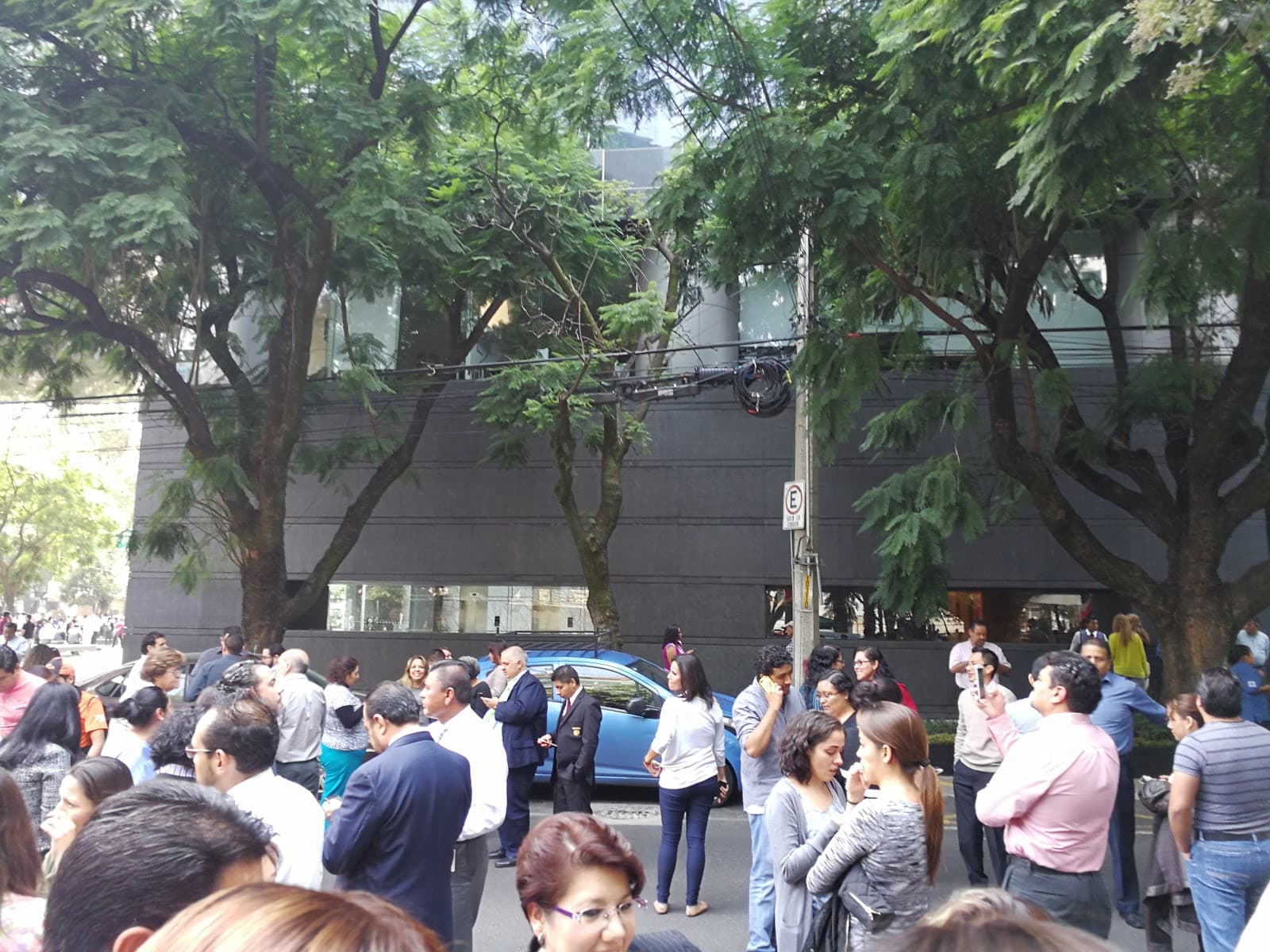 Premium Day Pass at IZA Business Centers CDMX - Flexible Workspace & Networking in Mexico City interior photo 5