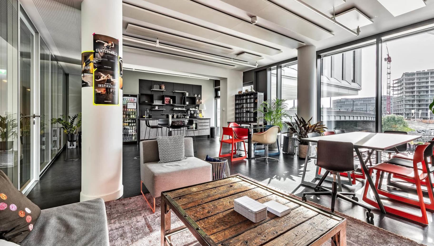 Scenic Day Pass at Design Offices Berlin Humboldthafen interior photo 1