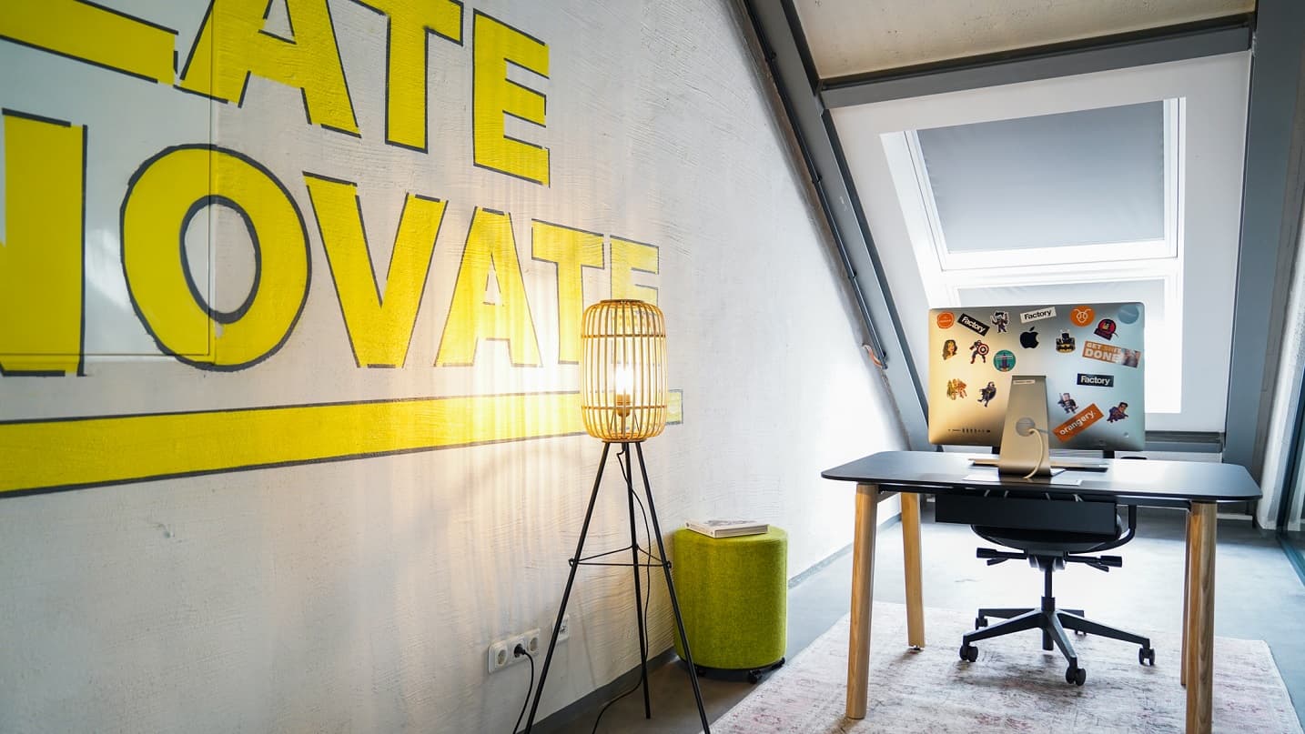 Day Pass at Sunlit Orangery Office in Magdeburg interior photo 5