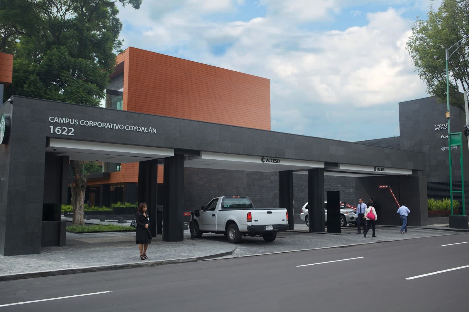 CREA Del Valle Day Pass - Flexible Workspace & Networking in Mexico City interior photo 1