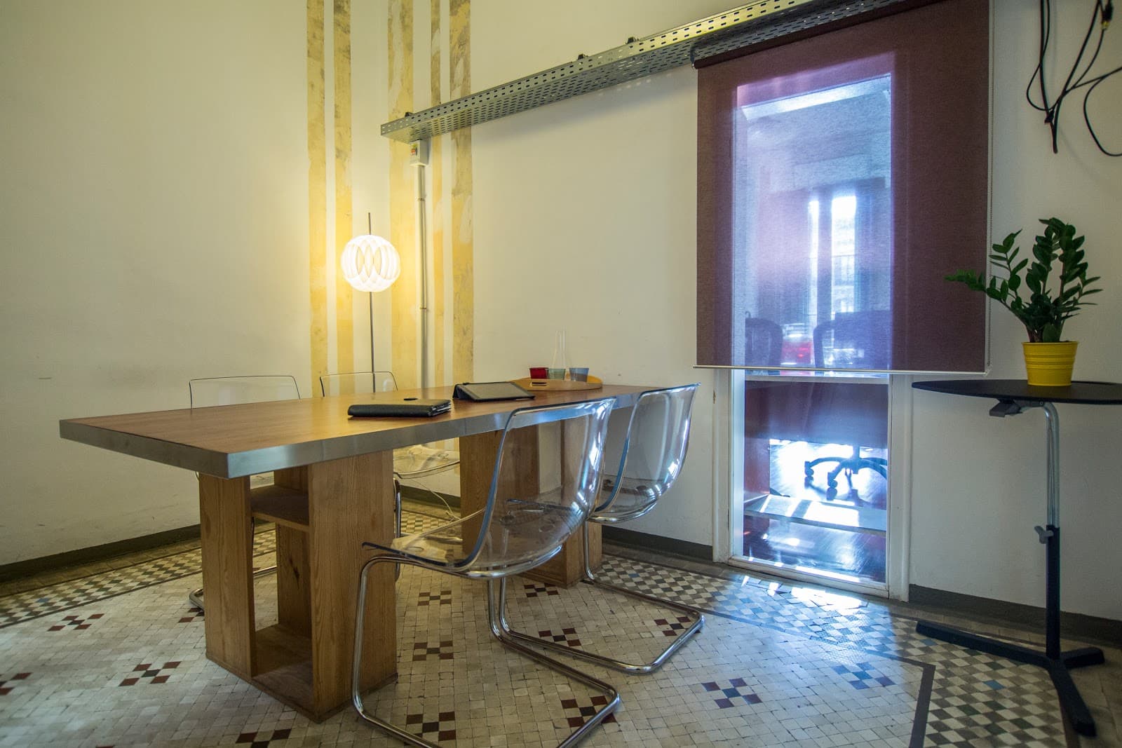 Day Pass at Barcelona's Premier BCN575 Hub interior photo 8