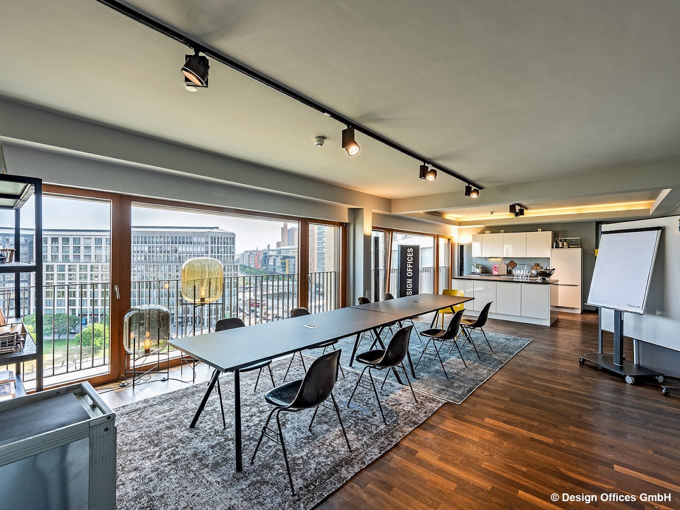 Dynamic Day Pass at Design Offices Berlin Leipziger Platz interior photo 3