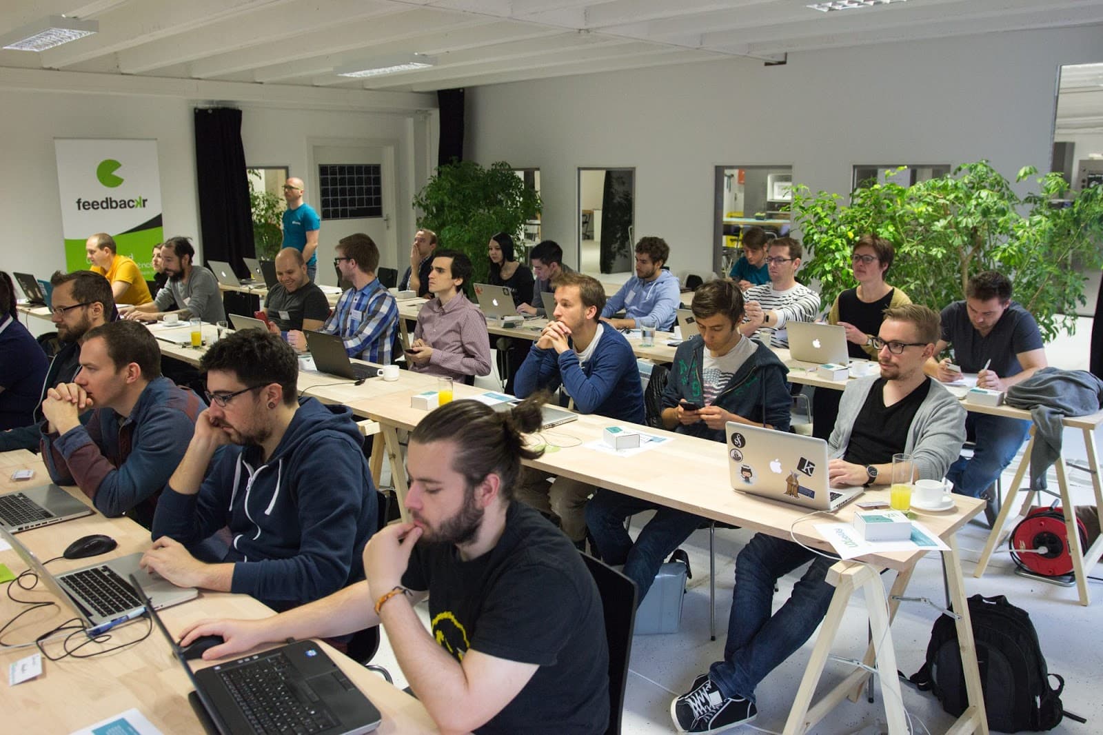 Spacelend Graz Day Pass - Flexible Workspace & Networking in City Center interior photo 8
