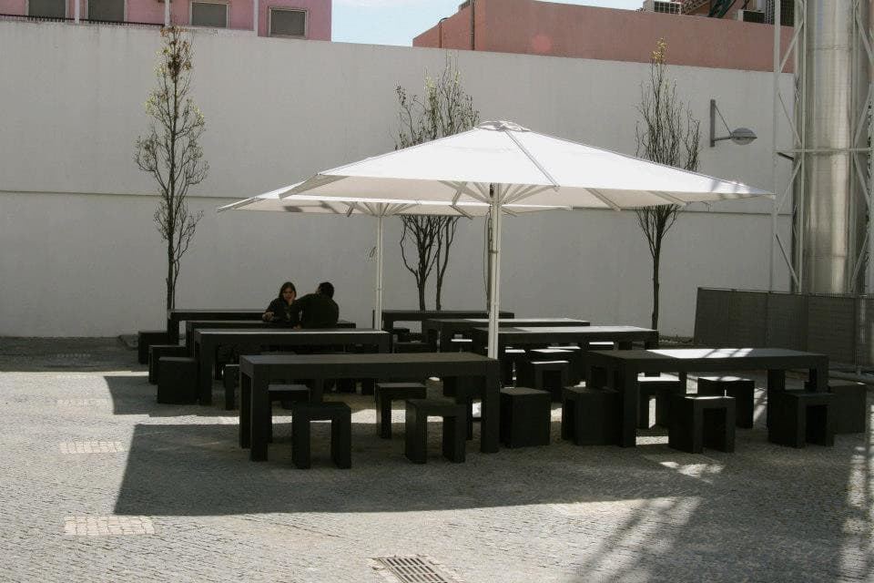 Flexible Day Pass at LEAP Lisbon with 24/7 Access interior photo 9