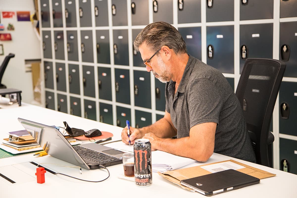 Day Pass at CREC Coworking Gràcia with Natural Light interior photo 27