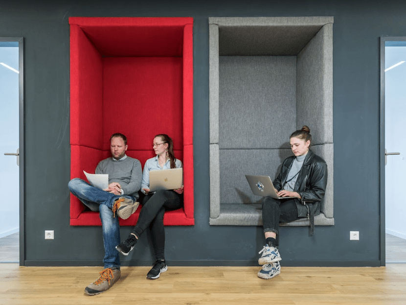 Cowork at thriving betahaus Hafencity in Hamburg's Hafencity area interior photo 4