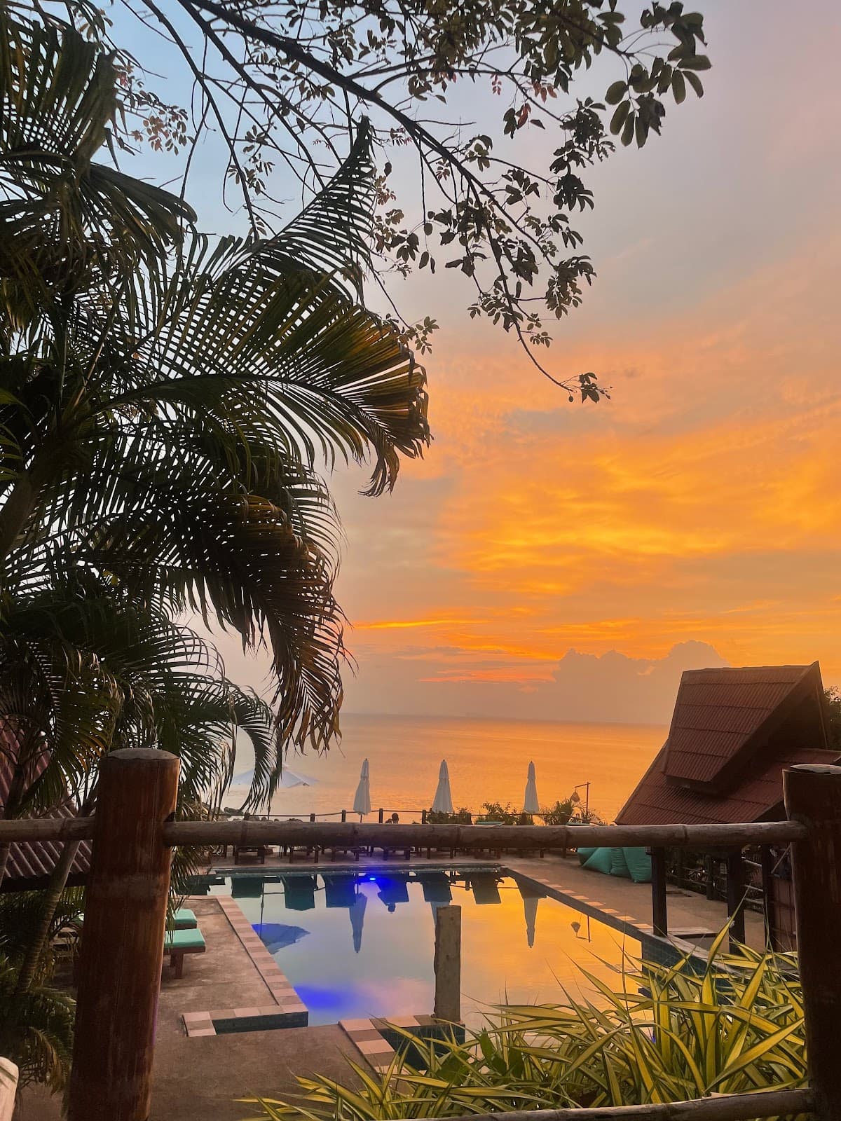 Scenic Day Pass with Ocean Views at Inner Space interior photo 10