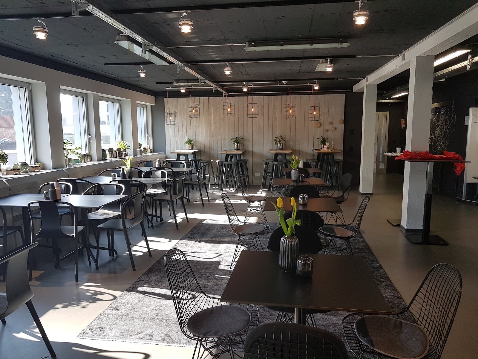 Flexible Day Pass at Design Offices Frankfurt Barckhausstraße interior photo 3