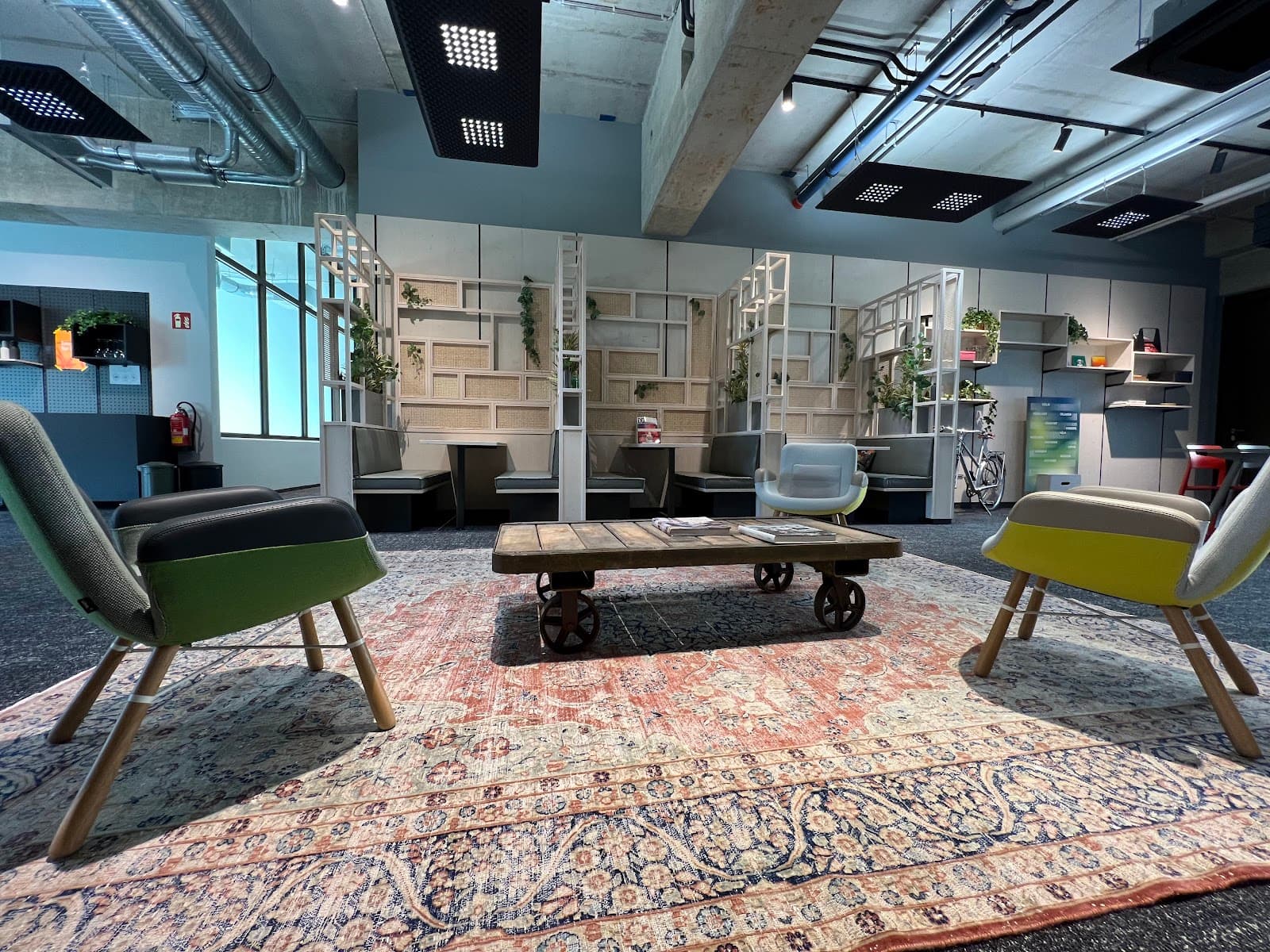 Flexible Day Pass at Design Offices Hannover Vahrenwald interior photo 8