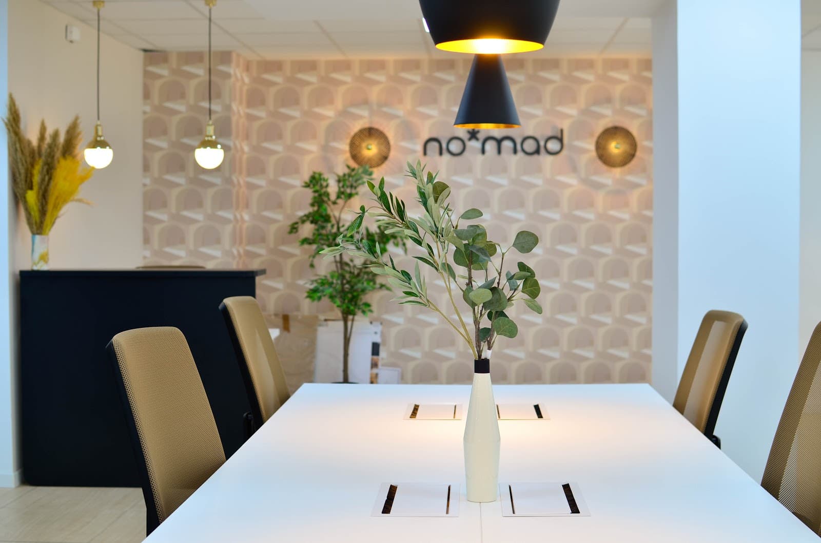 Flexible Day Pass at Nomad Coworking in Madrid interior photo 9