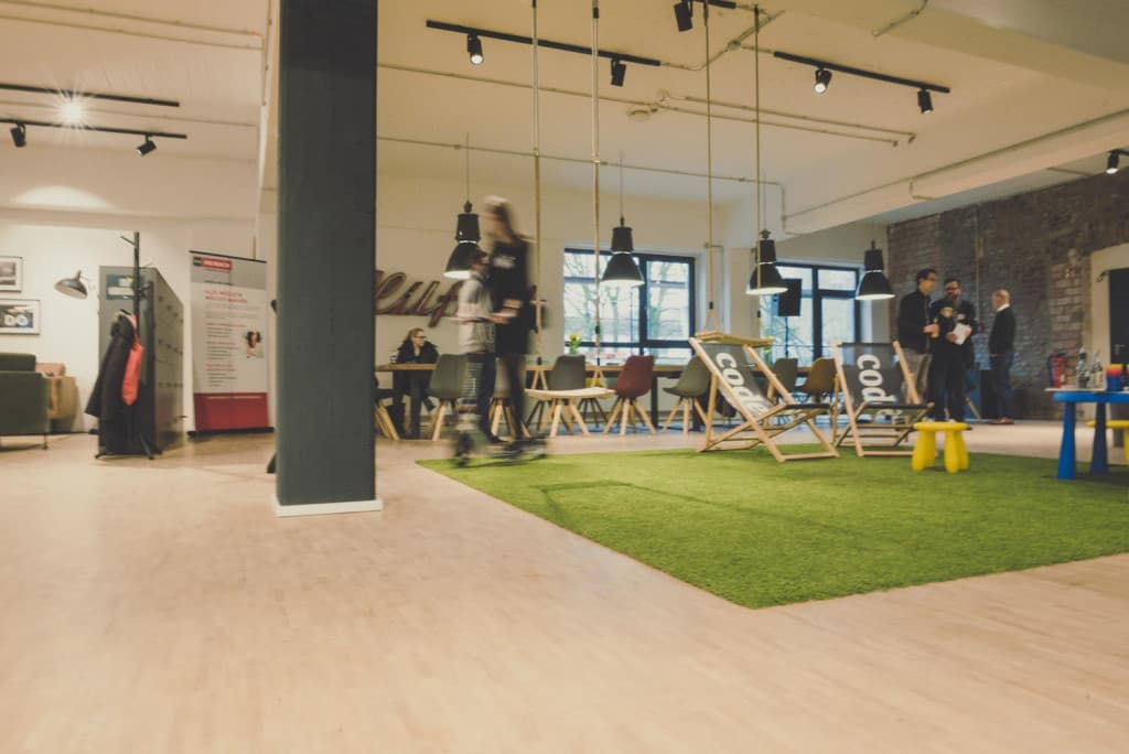 Dynamic Day Pass at Wuppertal's Premier Coworking Hub interior photo 4