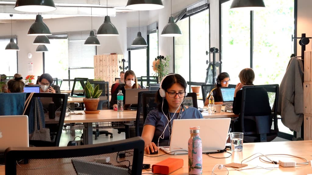 Flexible Day Pass at Impact Hub Barcelona interior photo 3