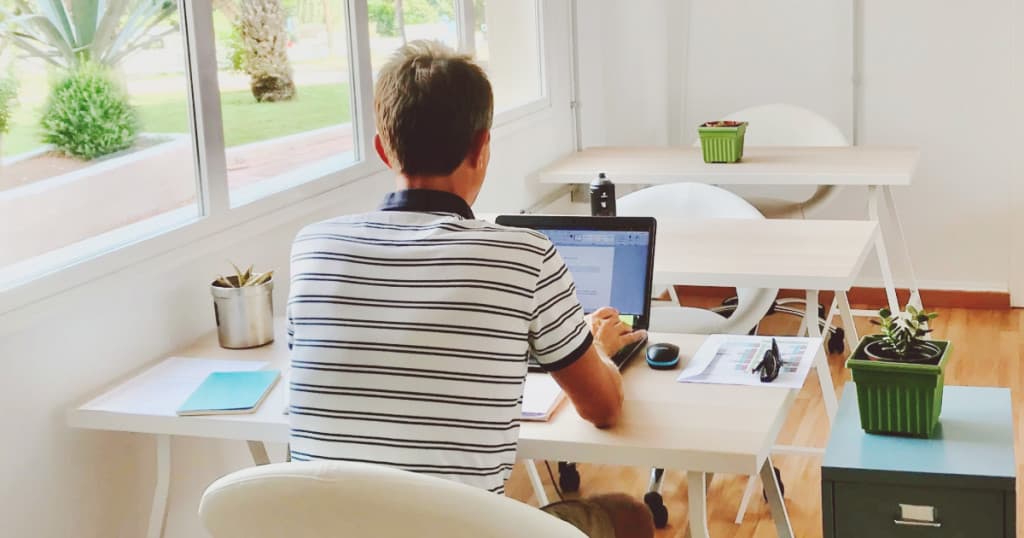 Alicante Day Pass at Simple Social Hub with Highspeed Wifi interior photo 3