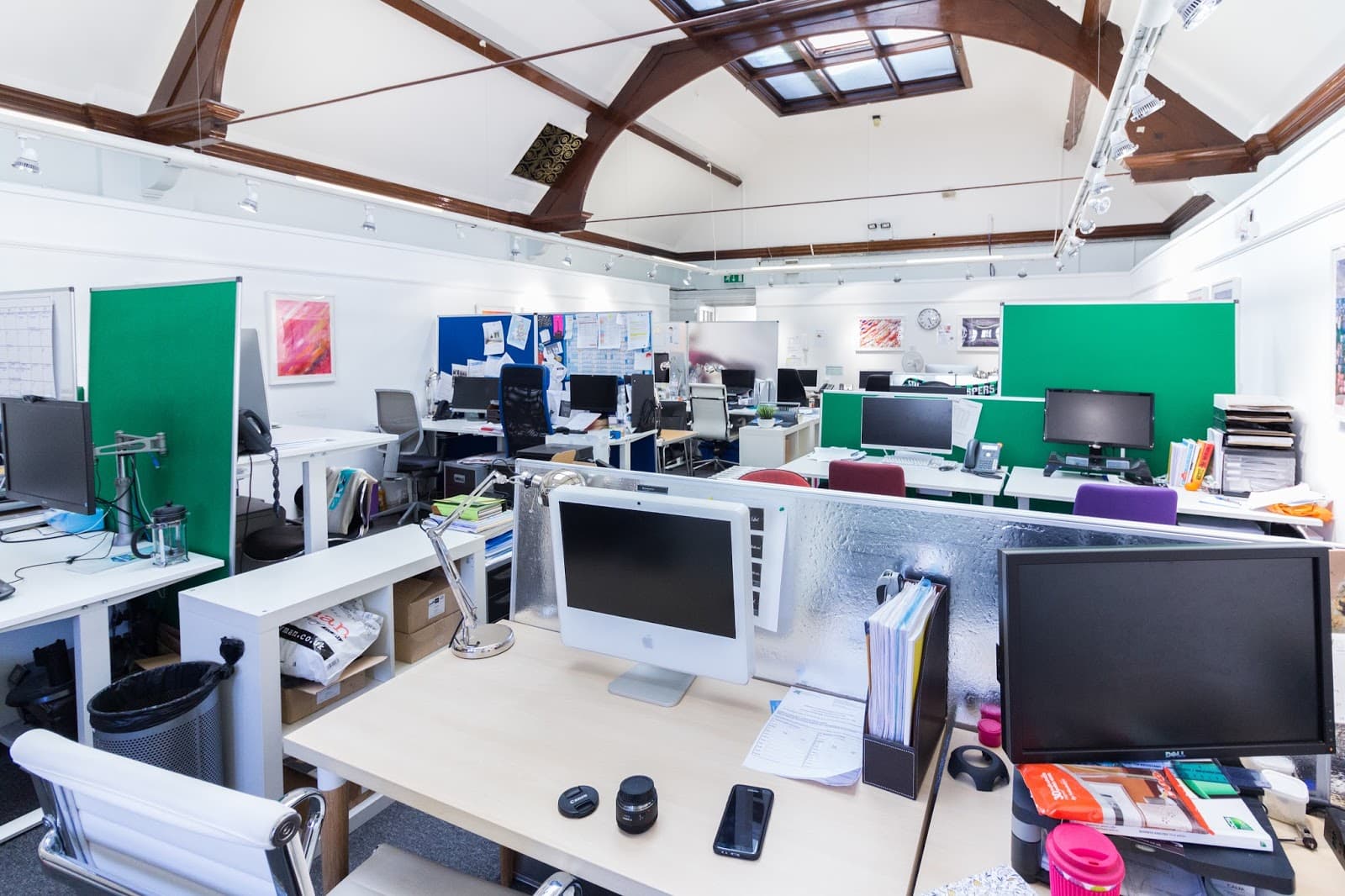 Flexible Day Pass at Wimbletech with 24/7 Access interior photo 2