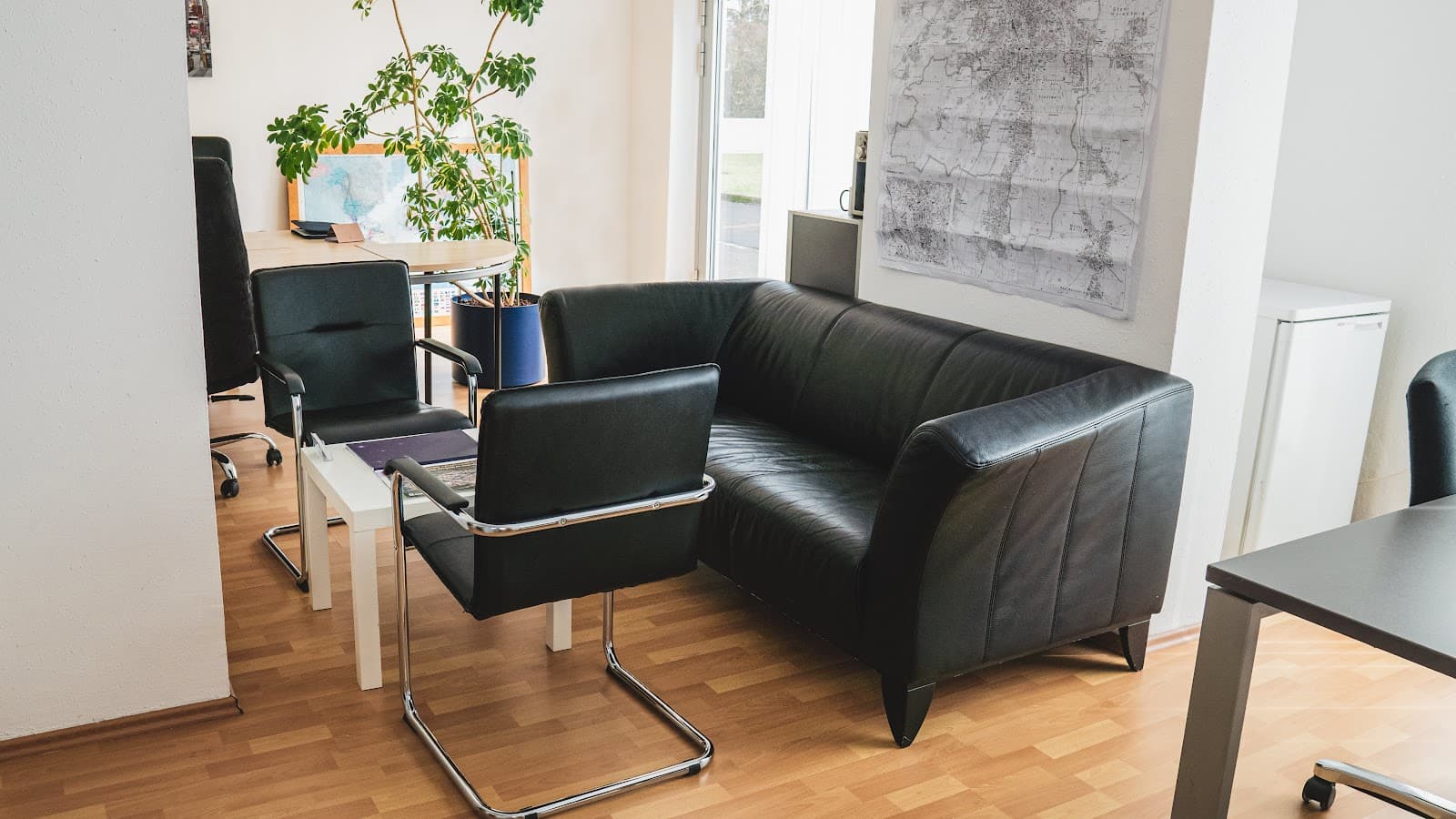 Dynamic Day Pass at Satellitum interior photo 5