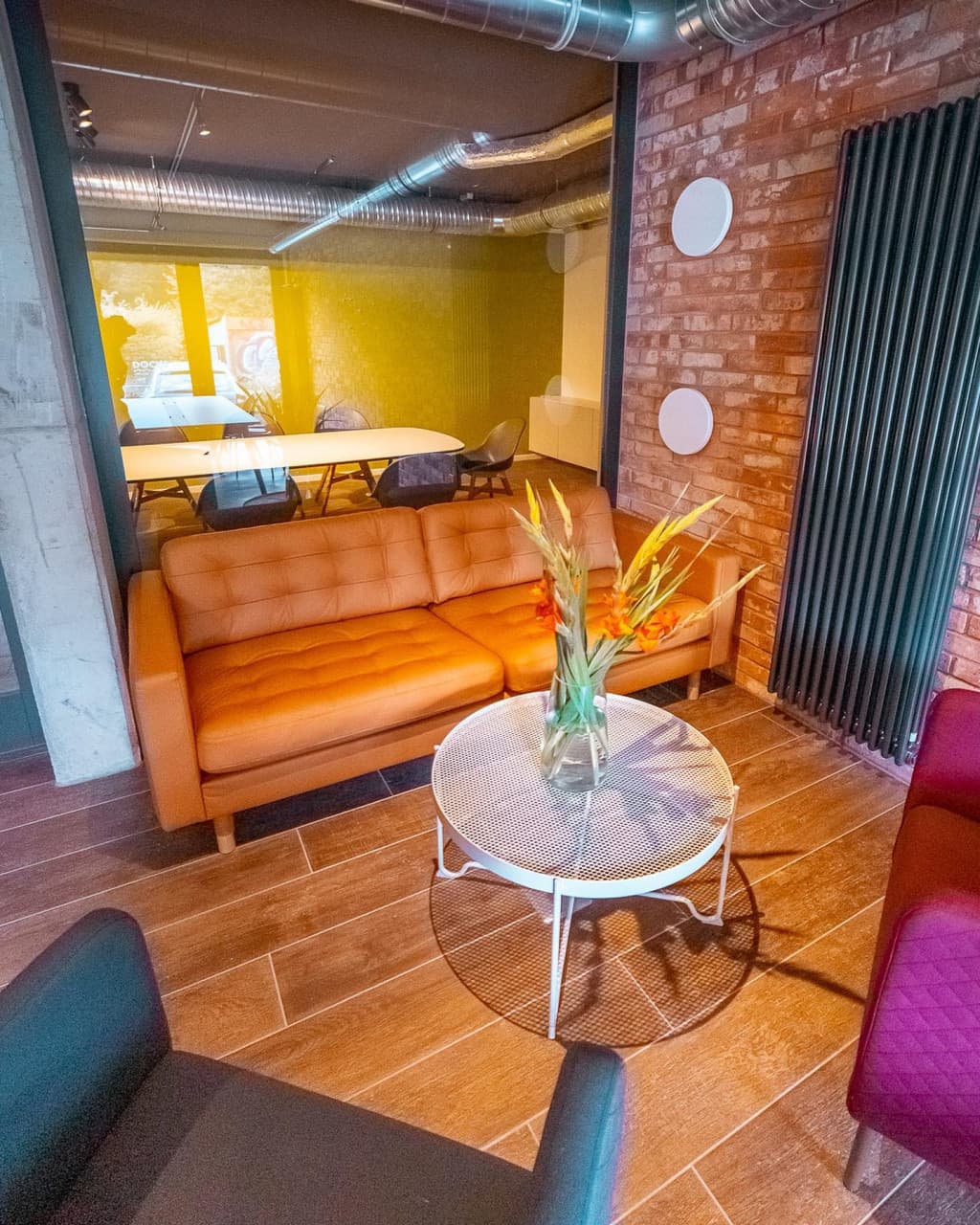 Day Pass at DOCKS with Scenic Terraces in Halle (Saale) interior photo 6