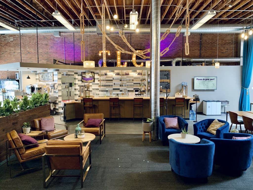 Trellis Workspace San Francisco Day Pass - Flexible Access & Networking in SoMa interior photo 1