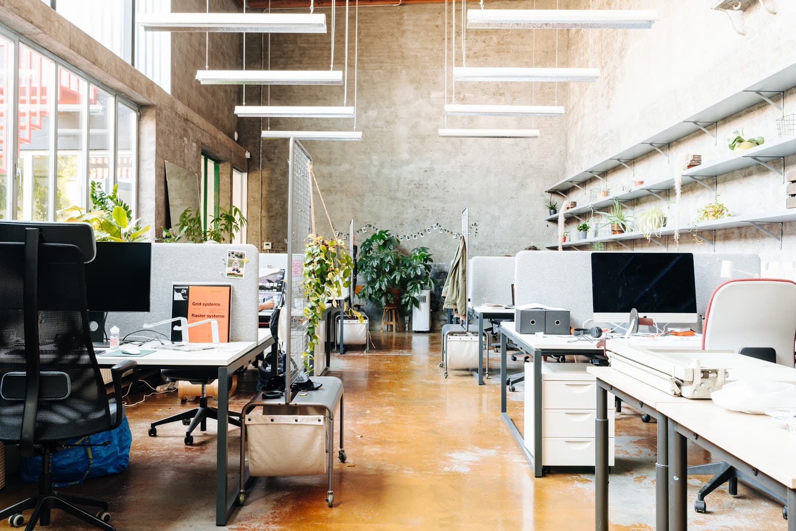 Flexible Day Pass at Friday Cowork in Antwerp interior photo 2