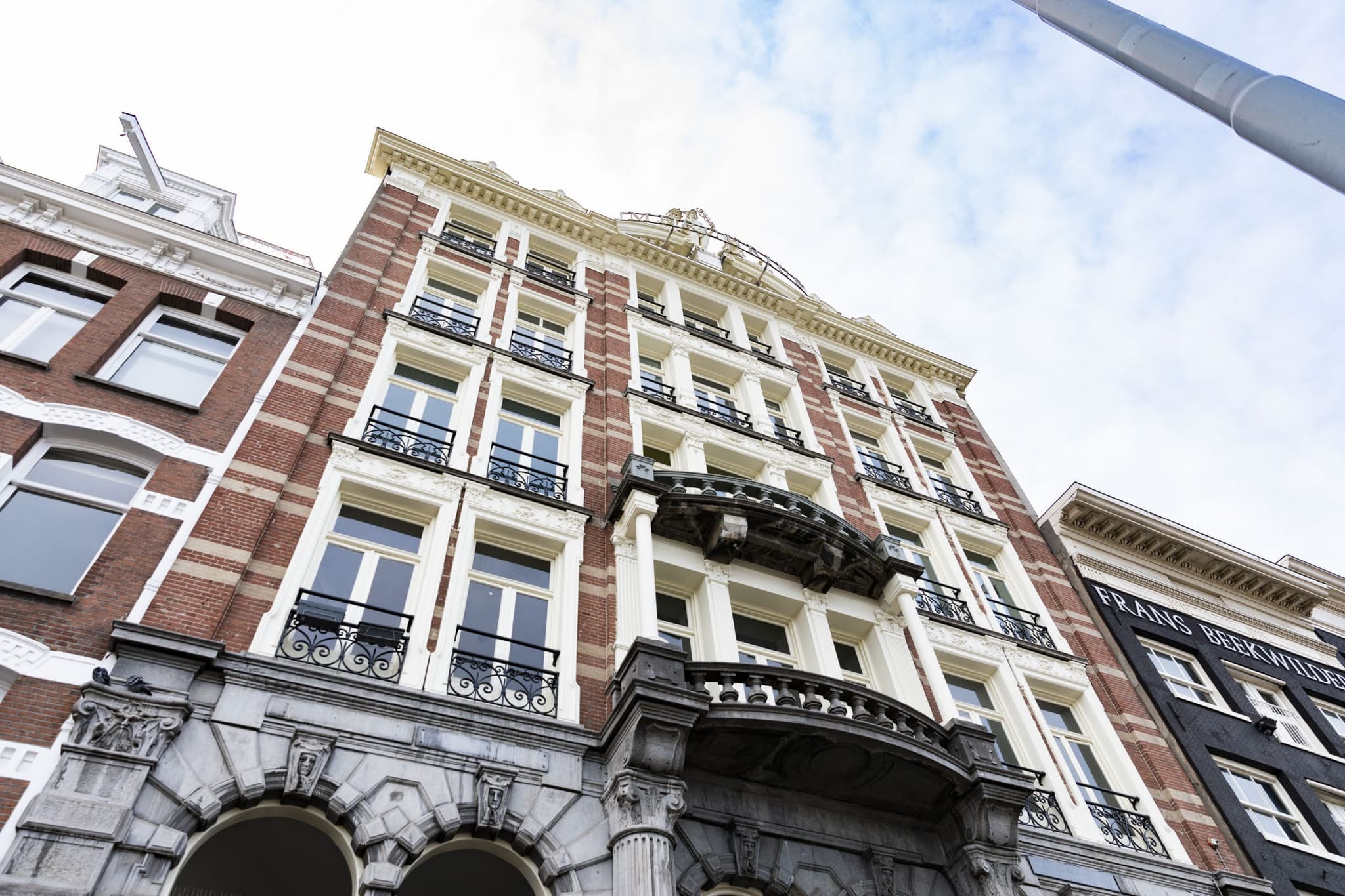 Scenic Day Pass with Rooftop Access in StartDock Prins Hendrikkade interior photo 2