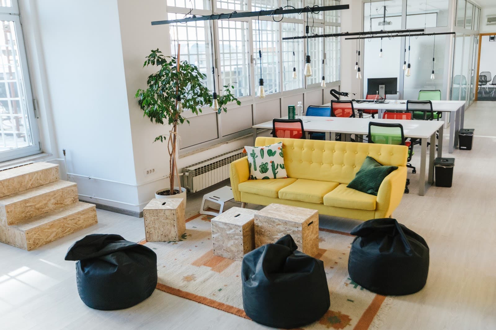 Premium Sarajevo Day Pass at tershouse - Flexible Workspace & Networking interior photo 9