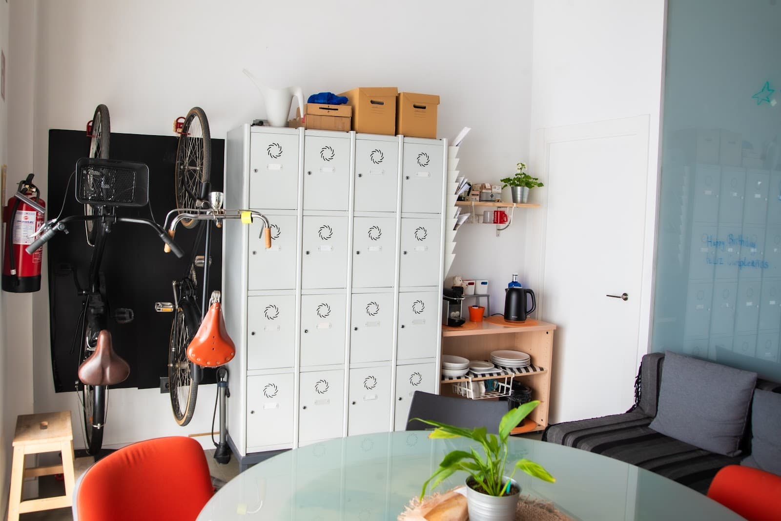 Scenic Day Pass in Anda CoWork with Outdoor Areas interior photo 5