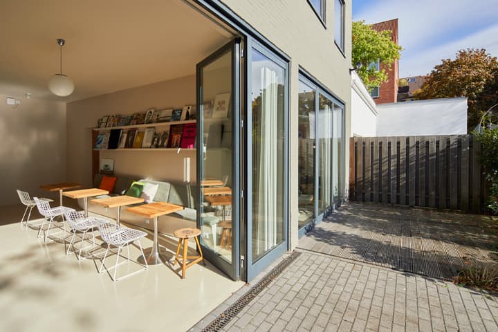 Spacious Meeting Room for 40 in Central Hamburg interior photo 4