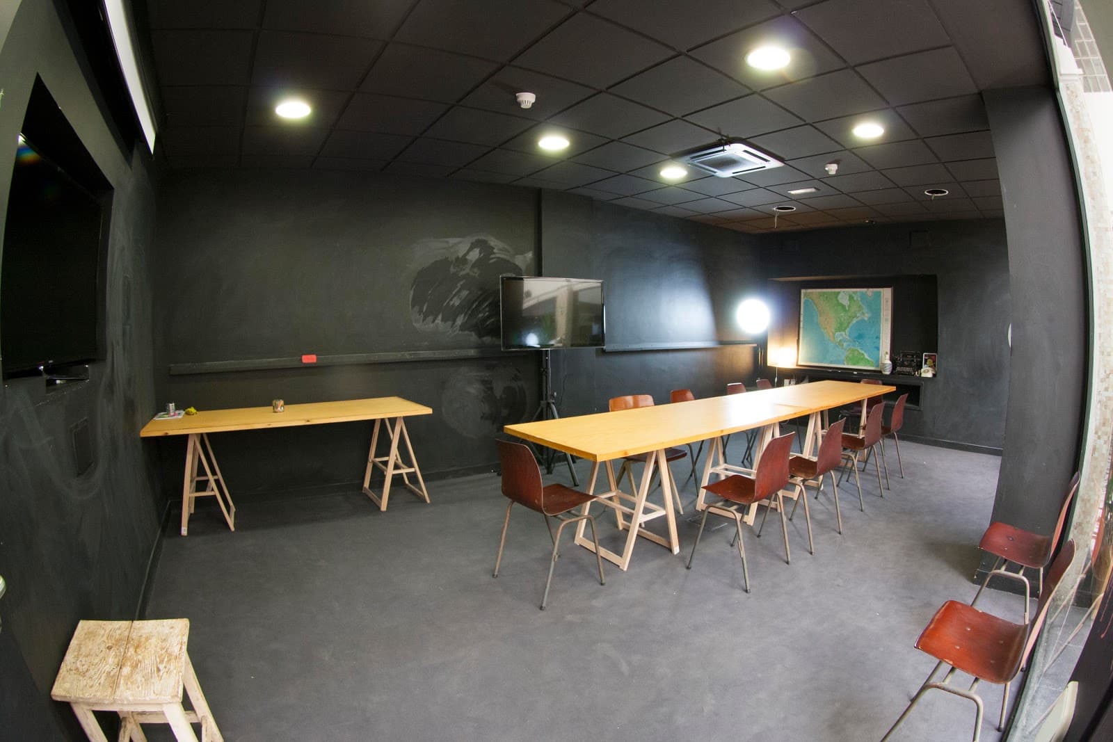 Flexible Day Pass at Impact Hub Alameda with Event Spaces interior photo 7