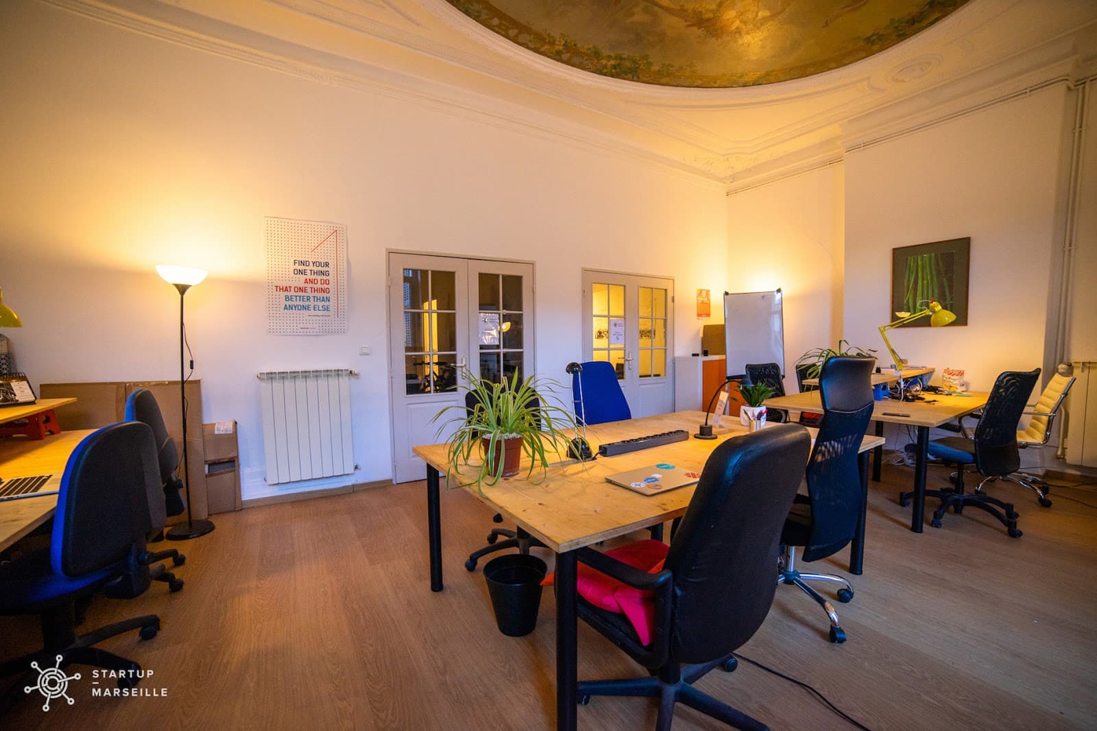 Startup Marseille Day Pass - Flexible Workspace & Networking in Marseille interior photo 5