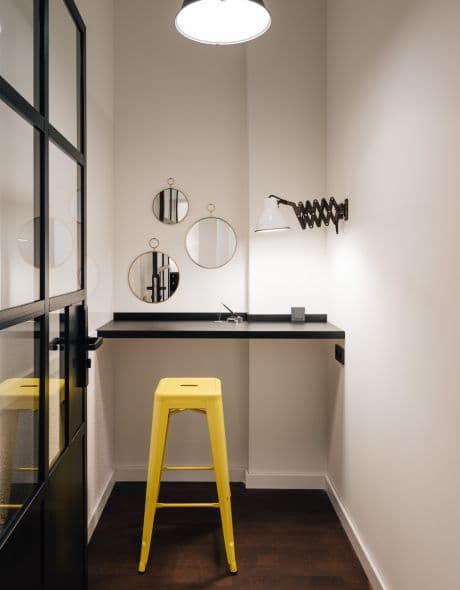 Ruby Carl Workspaces Düsseldorf Day Pass - Flexible Access & Networking in City Center interior photo 4