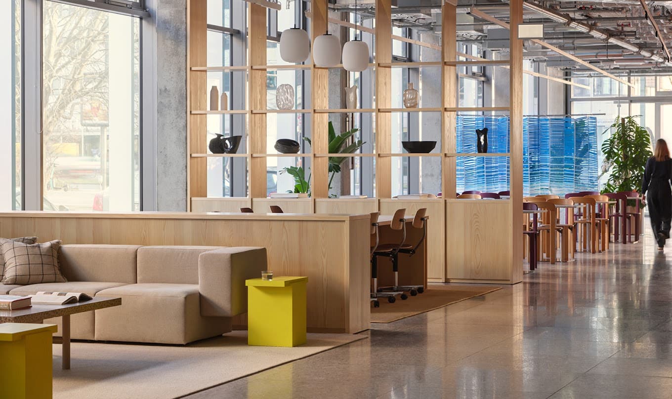 Meeting room 6 Hour for 6 People in Fora - Pressehaus Podium (/ Hour) interior photo 1