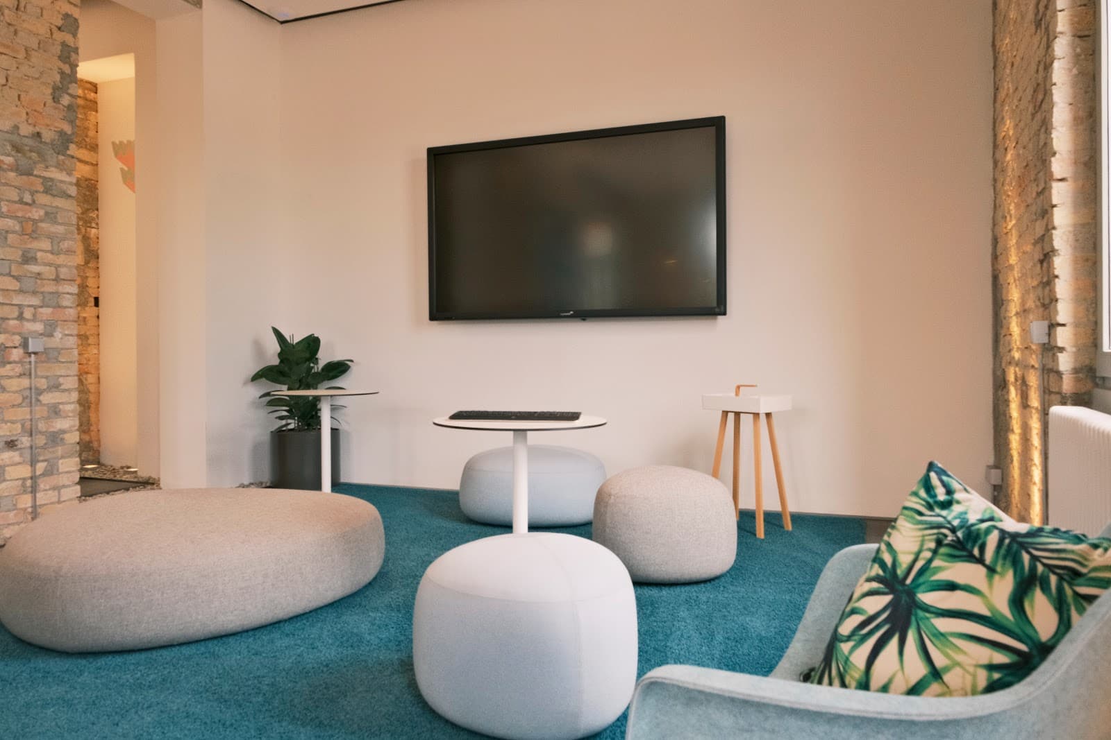 Speyer Riverside Day Pass at Goodspaces RheinVilla - Flexible Workspace & Networking interior photo 4