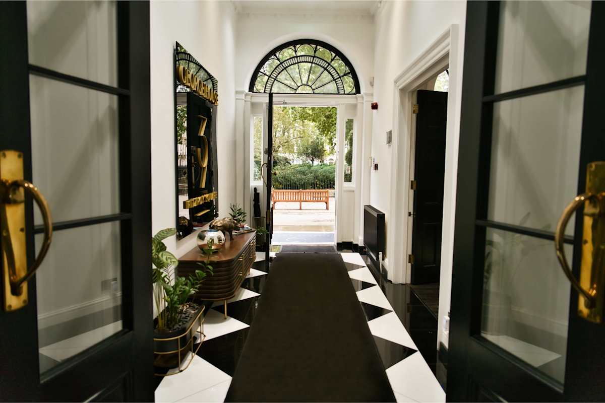 Signature 39 Fitzroy Square interior photo 11