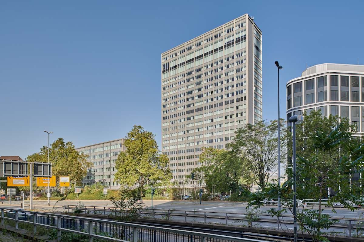 Flexible Day Pass at Essen Ruhr Tower with 24/7 Access interior photo 17