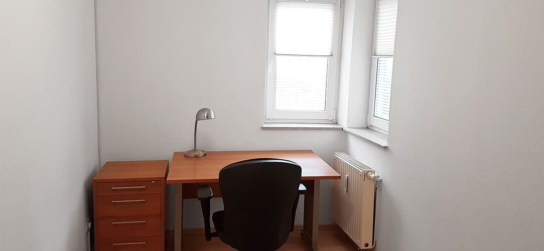 South L.E. Desktops Coworking