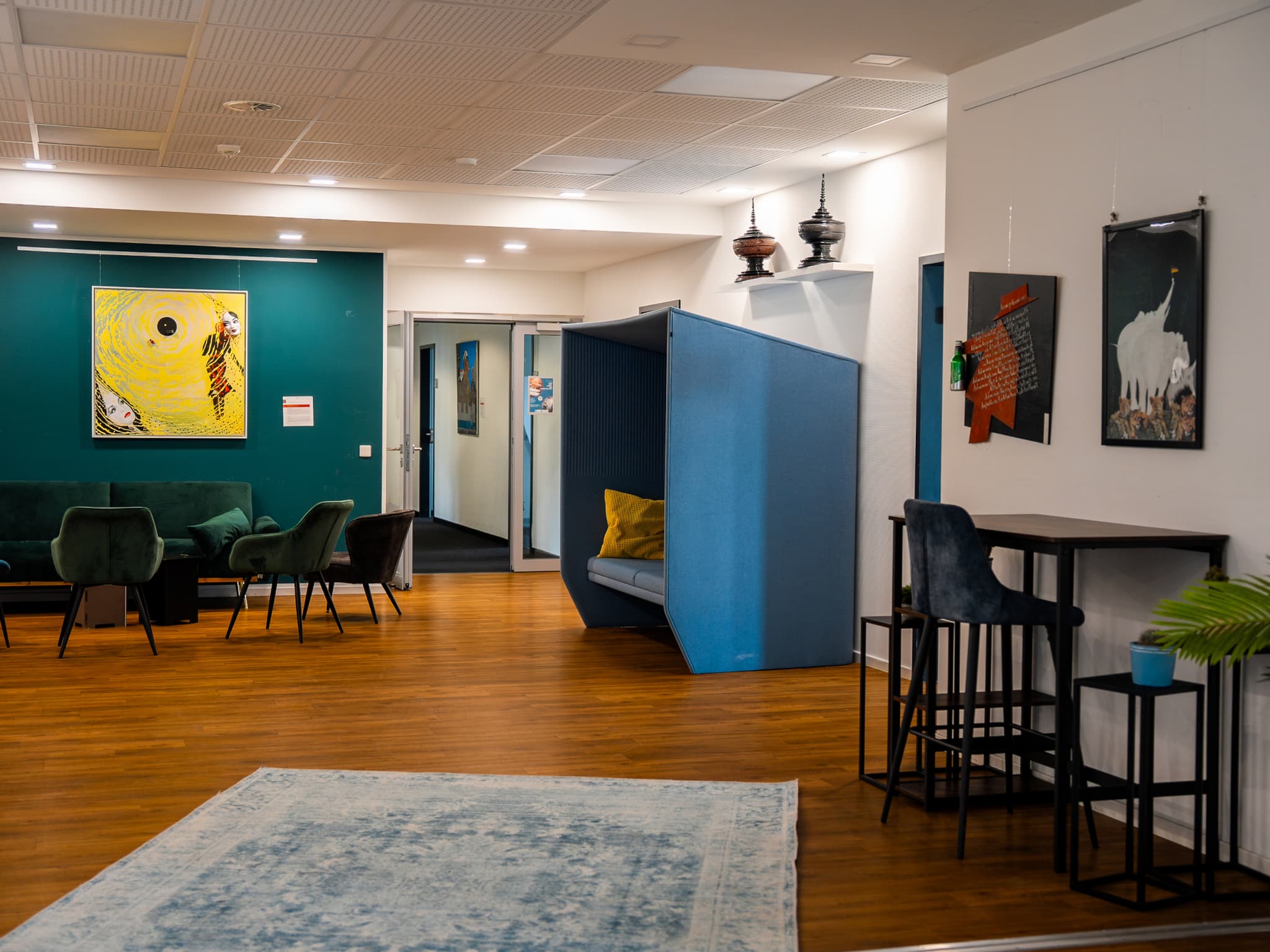 Hamburg Business Center: Your Professional Coworking Space in Hamburg interior photo 7