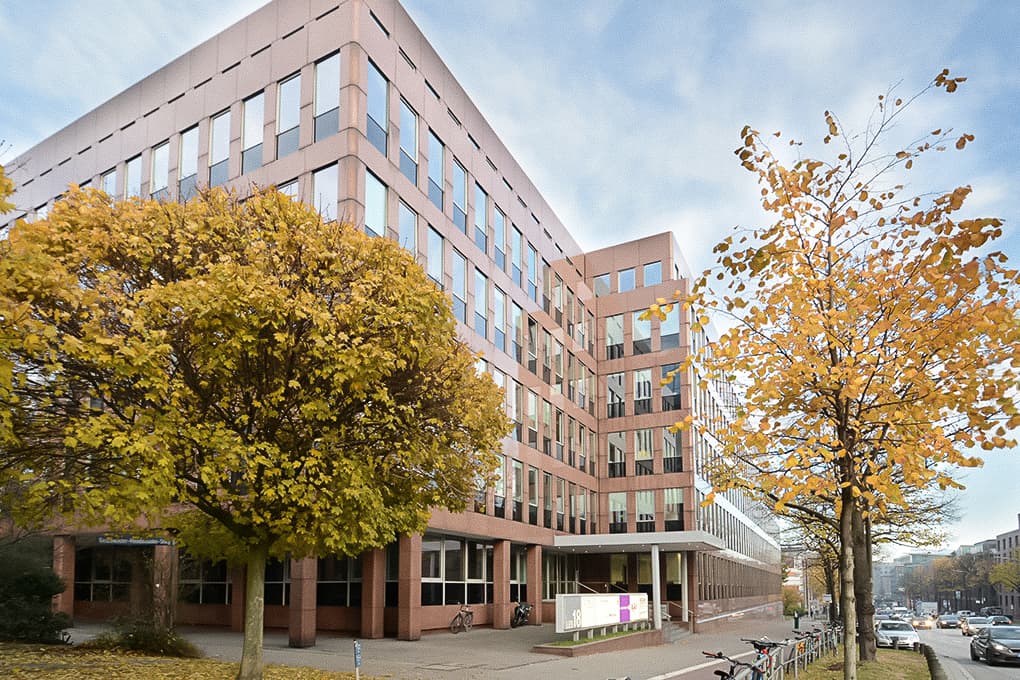 Hamburg Business Center: Your Professional Coworking Space in Hamburg interior photo 8