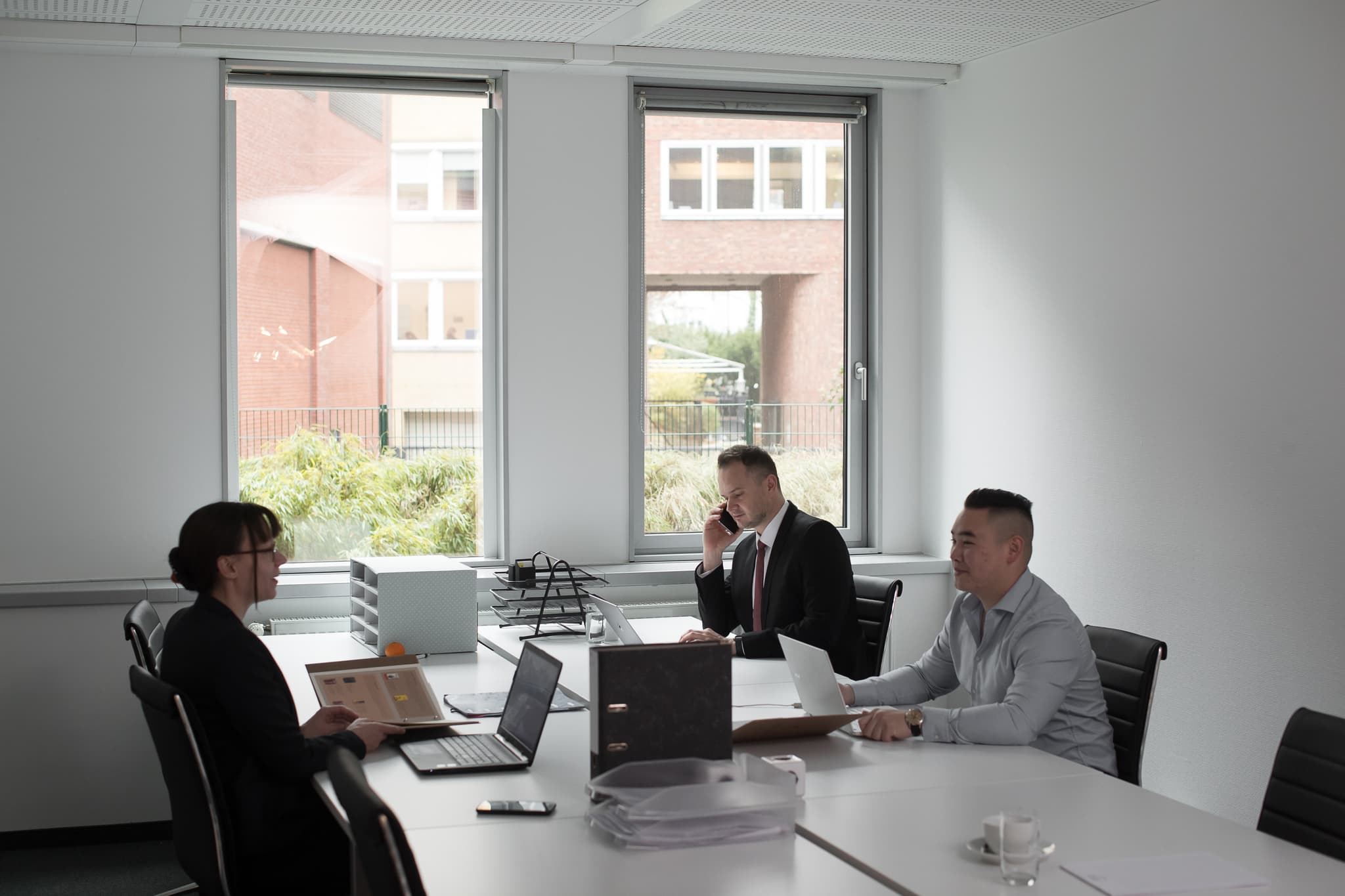Hamburg Business Center: Your Professional Coworking Space in Hamburg interior photo 13