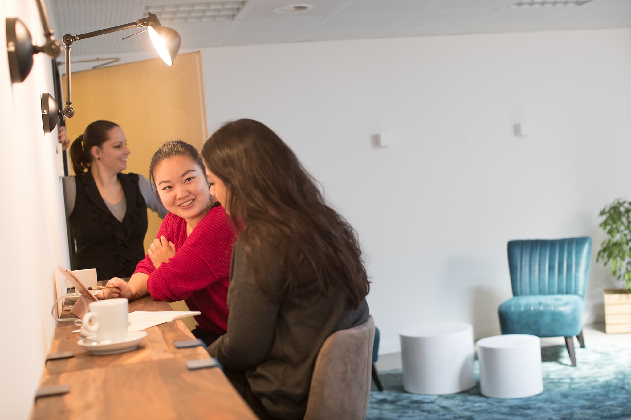 Hamburg Business Center: Your Professional Coworking Space in Hamburg interior photo 14