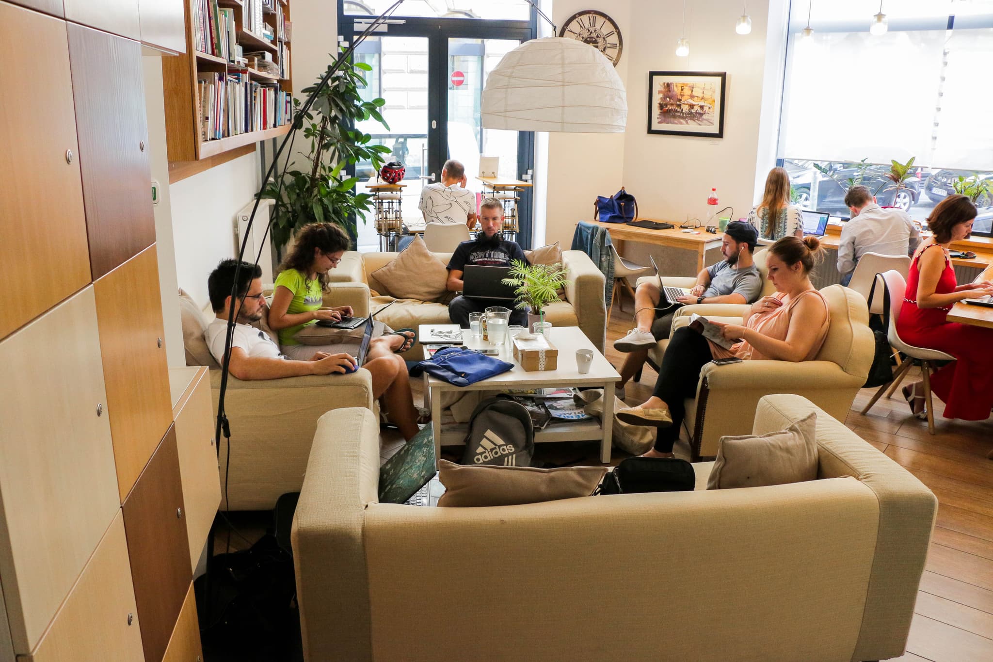 KAPTÁR coworking interior photo 2
