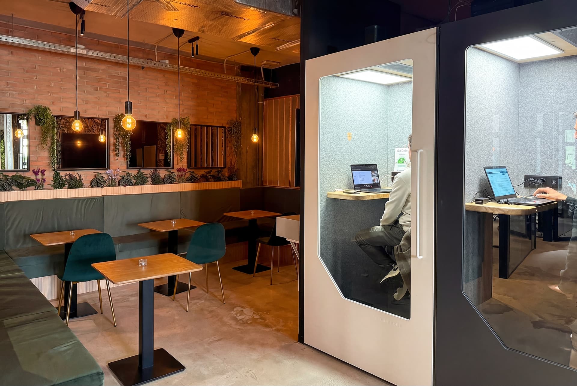 Meeting Rooms interior photo 8