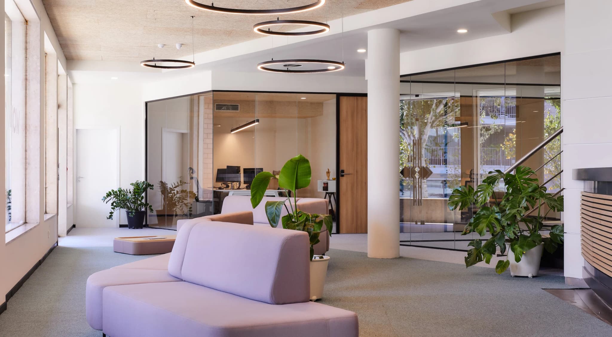 WorkHub Braço de Prata