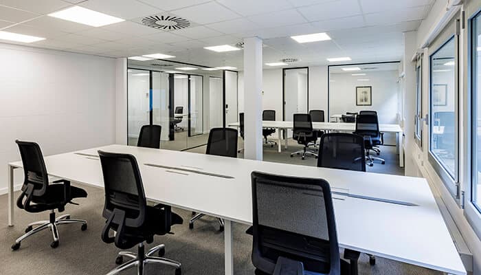 Windsor & Tuset Business Center