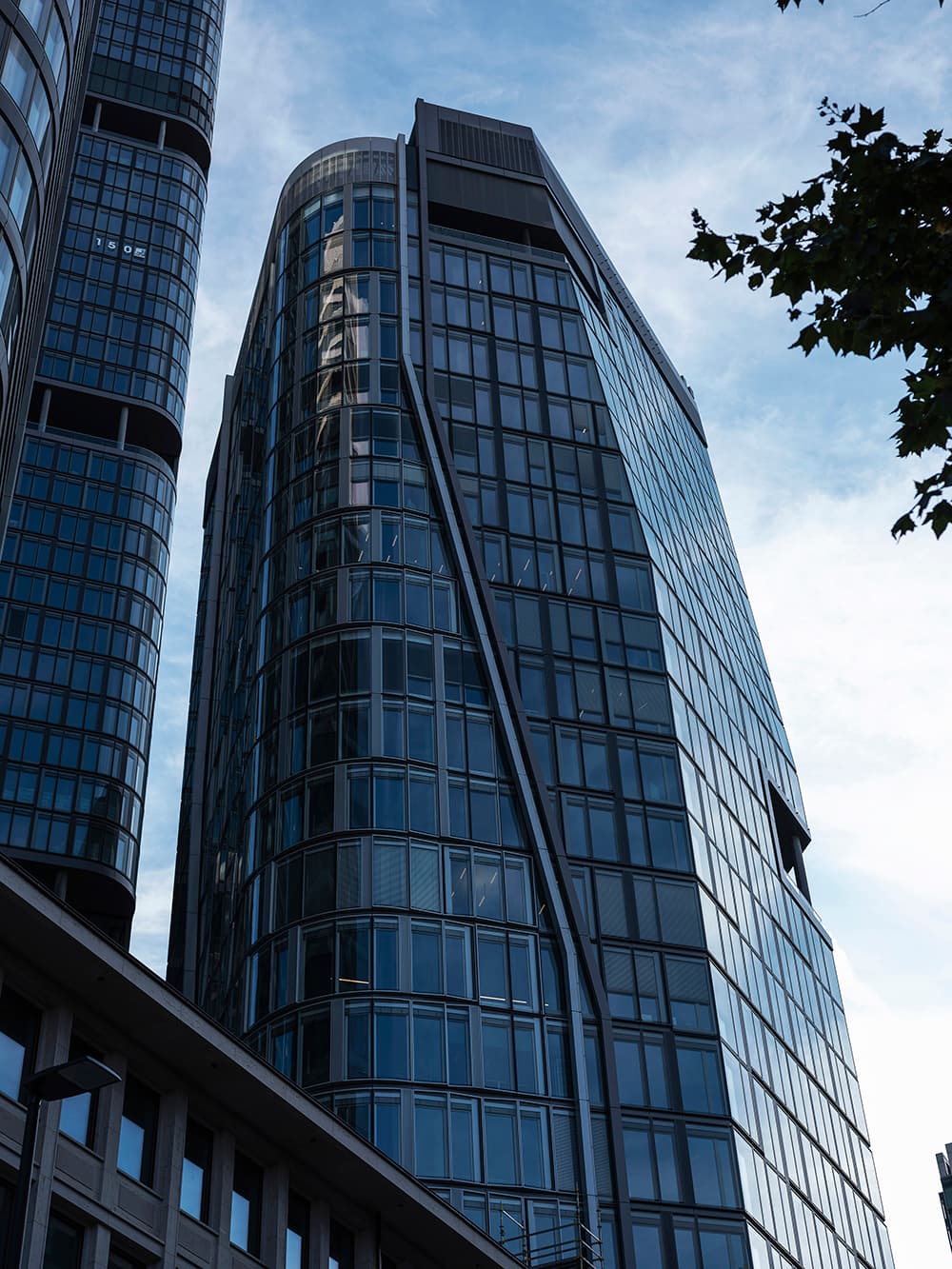 k1 BusinessClub Main Tower | Coworking & Private Offices